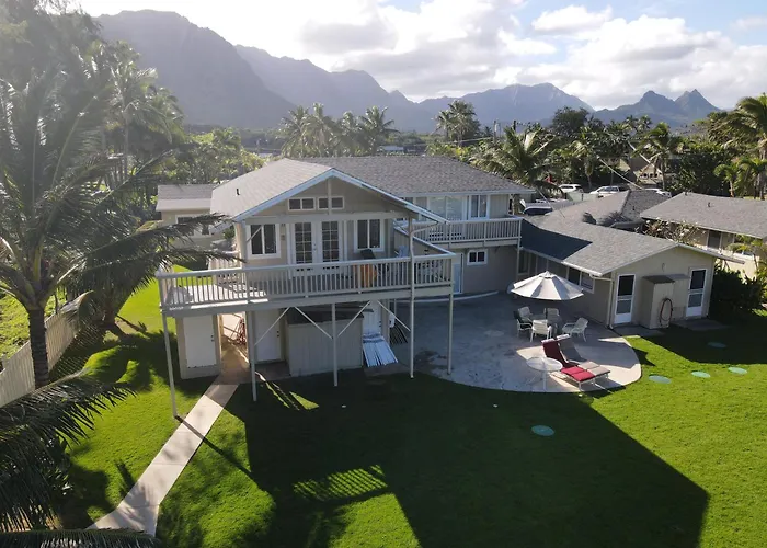 Waimanalo Beach Cottages