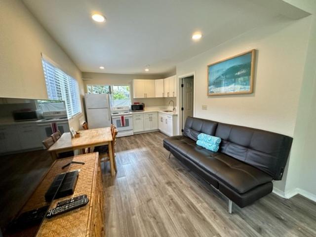 Waimanalo Beach Cottages Lodge Waimanalo